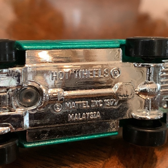 Hot Wheels 1957 Ford Thunderbird TBird Car Hotwheels Metal Diecast VTG 1977 - Picture 4 of 5